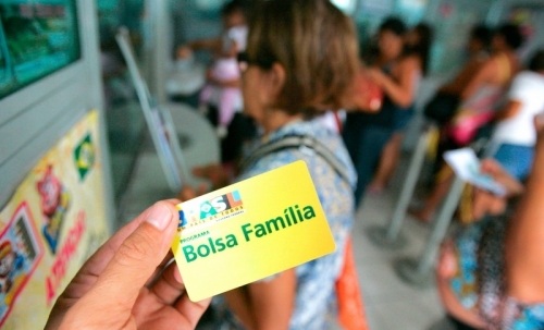 CGU cobra devolução do Bolsa Família pago a 3,2 mil famílias